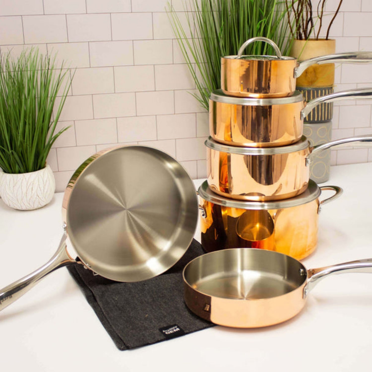 BergHOFF 9 1/2 Inch 2-pc. Stainless Steel Skillet
