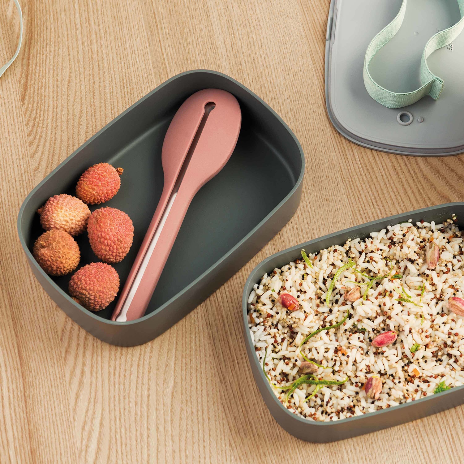 BergHOFF Leo Dual Bento Box Set With Strap 3-pc. Food Container