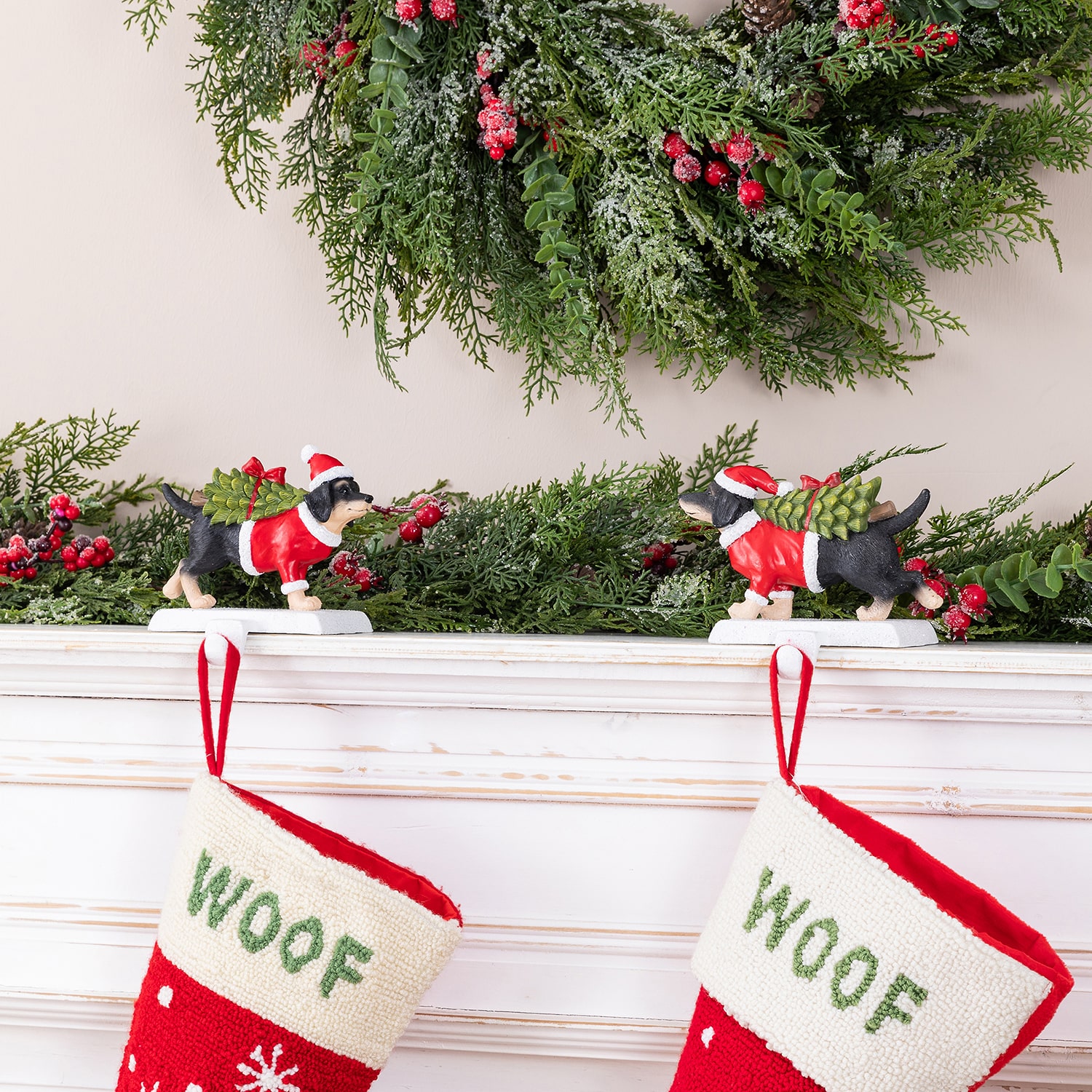 Glitzhome Resin Dachshund 2-pc. Christmas Stocking Holder