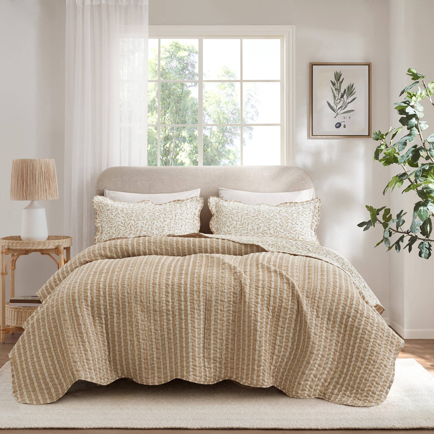 Madison Park Eamon Reversible Print Scalloped Edge 3-pc. Quilt Set