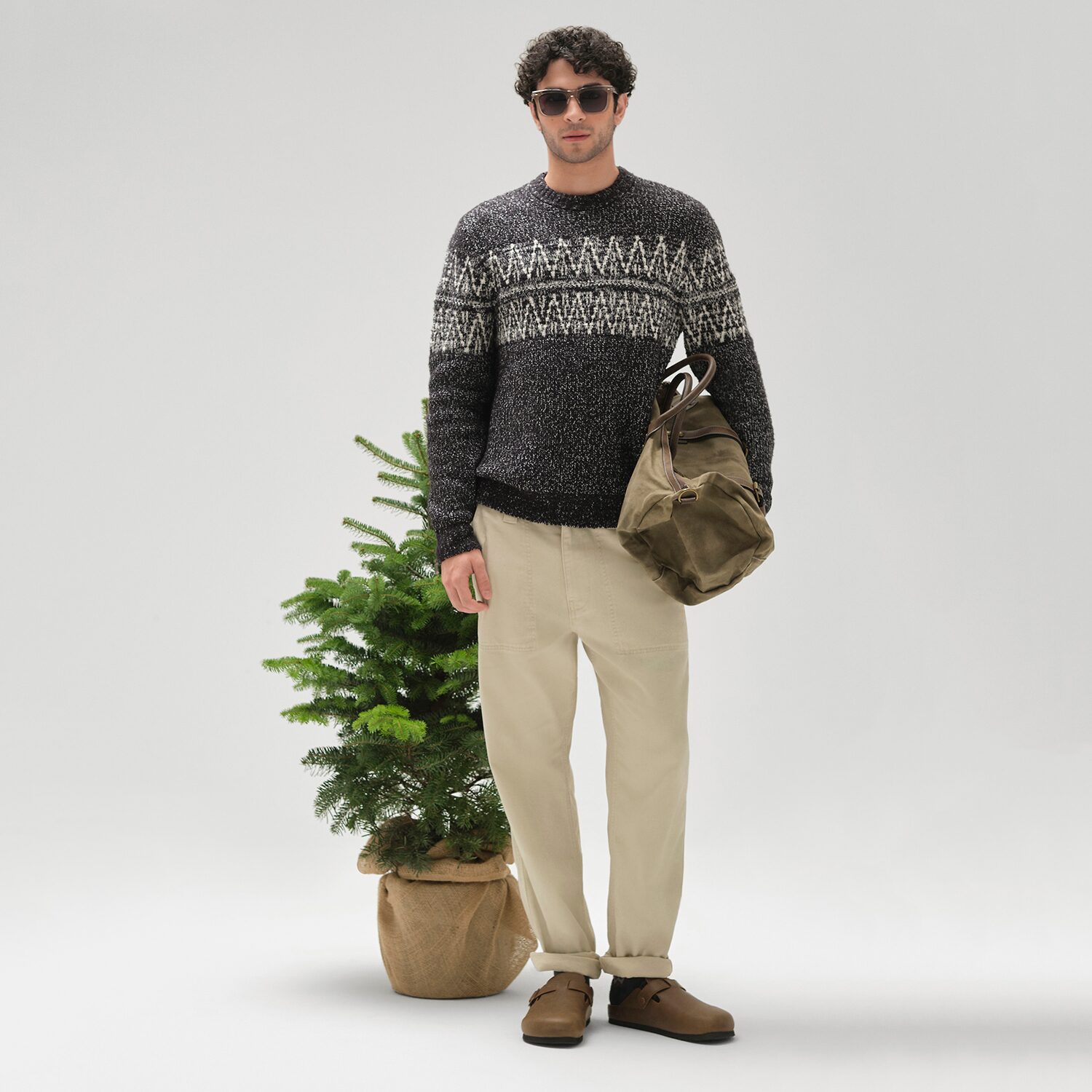 mutual weave Mens Crew Neck Long Sleeve Pullover Sweater