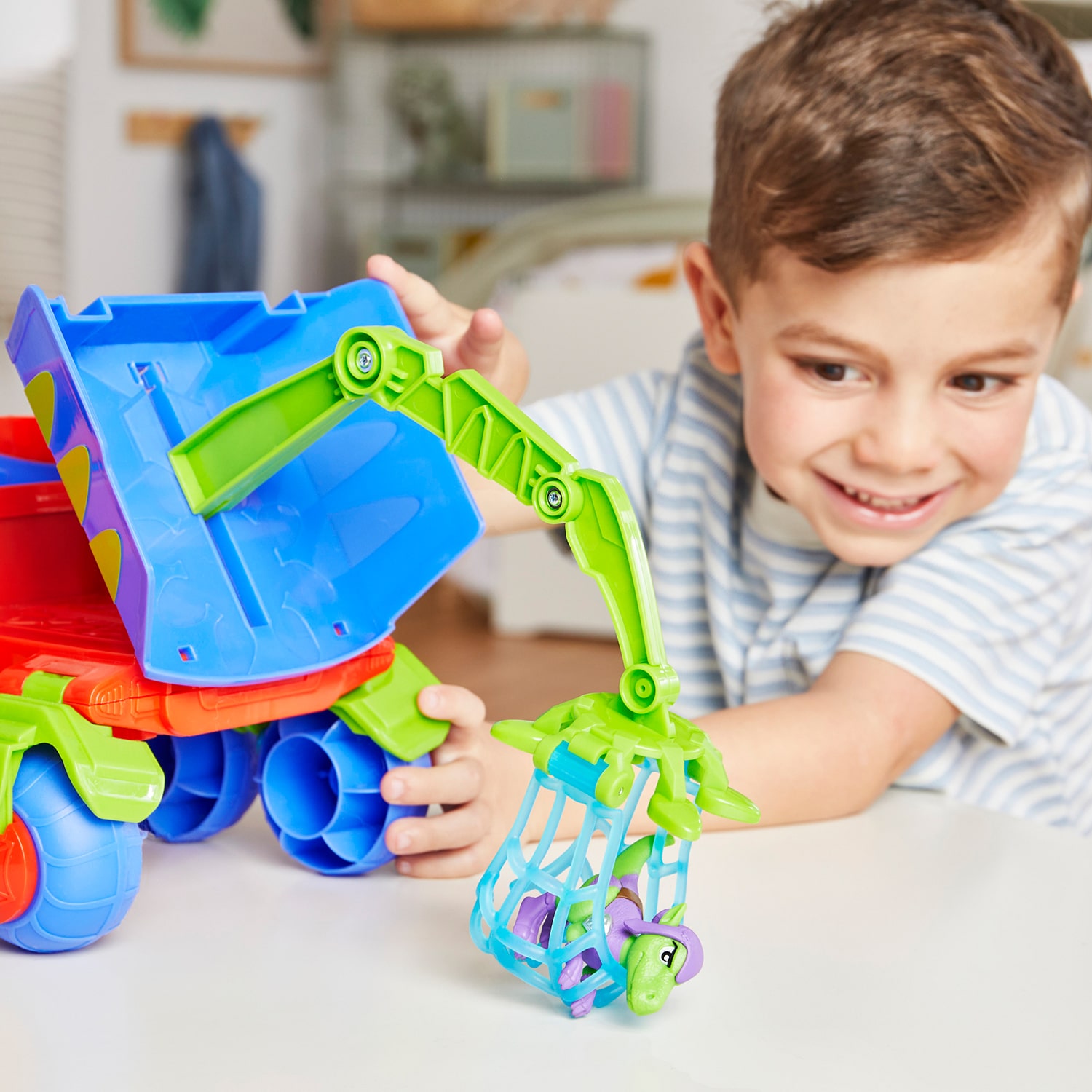 Hasbro Spidey And His Amazing Friends Dino-Webs Crawler Vehicle