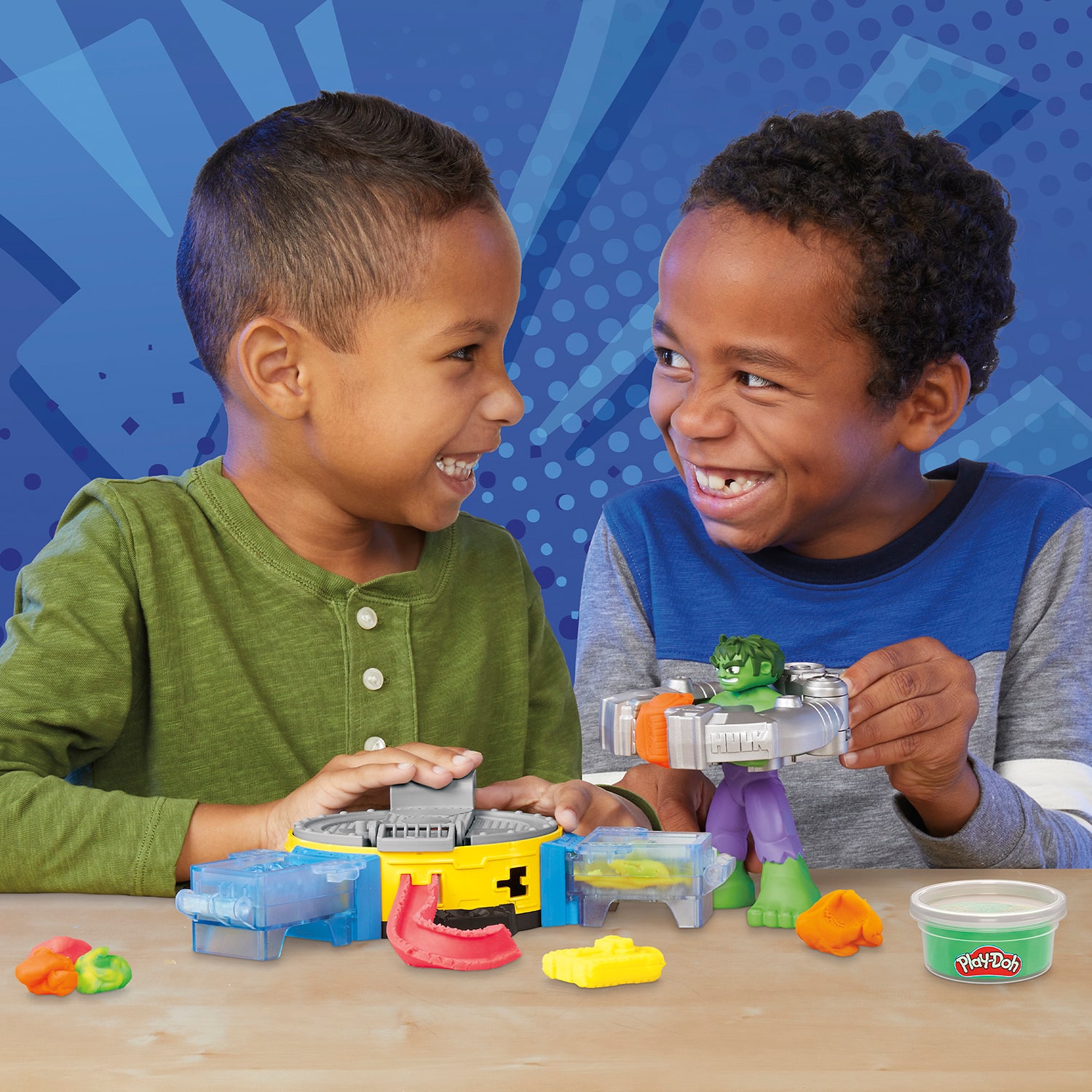 Play-Doh Marvel Hulk Smash & Squish Playset With Hulk Action Figure 10-pc. Clay