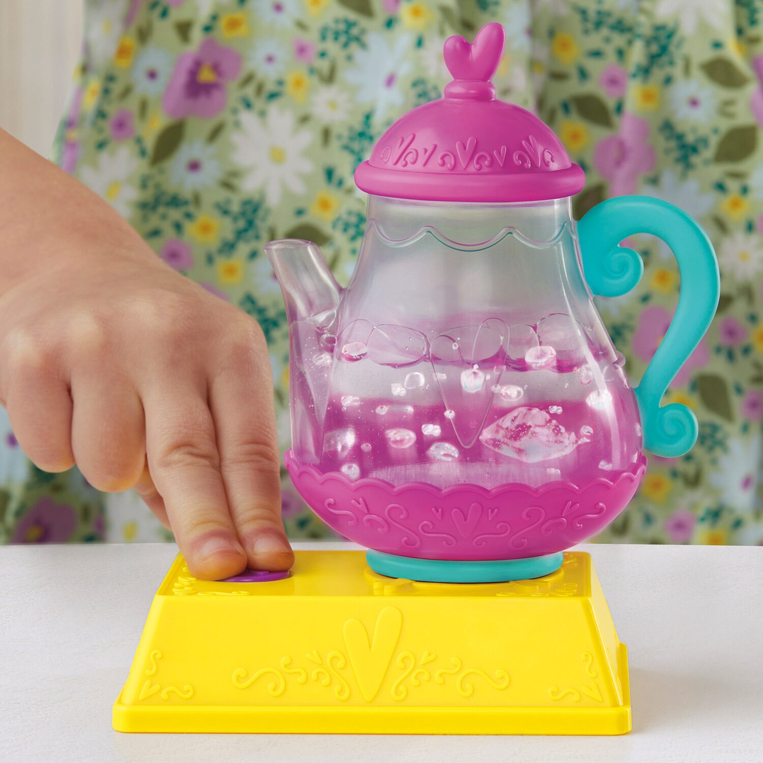 Hasbro Baby Alive Bubbly Tea Party Lala Googoo 7-pc. Doll