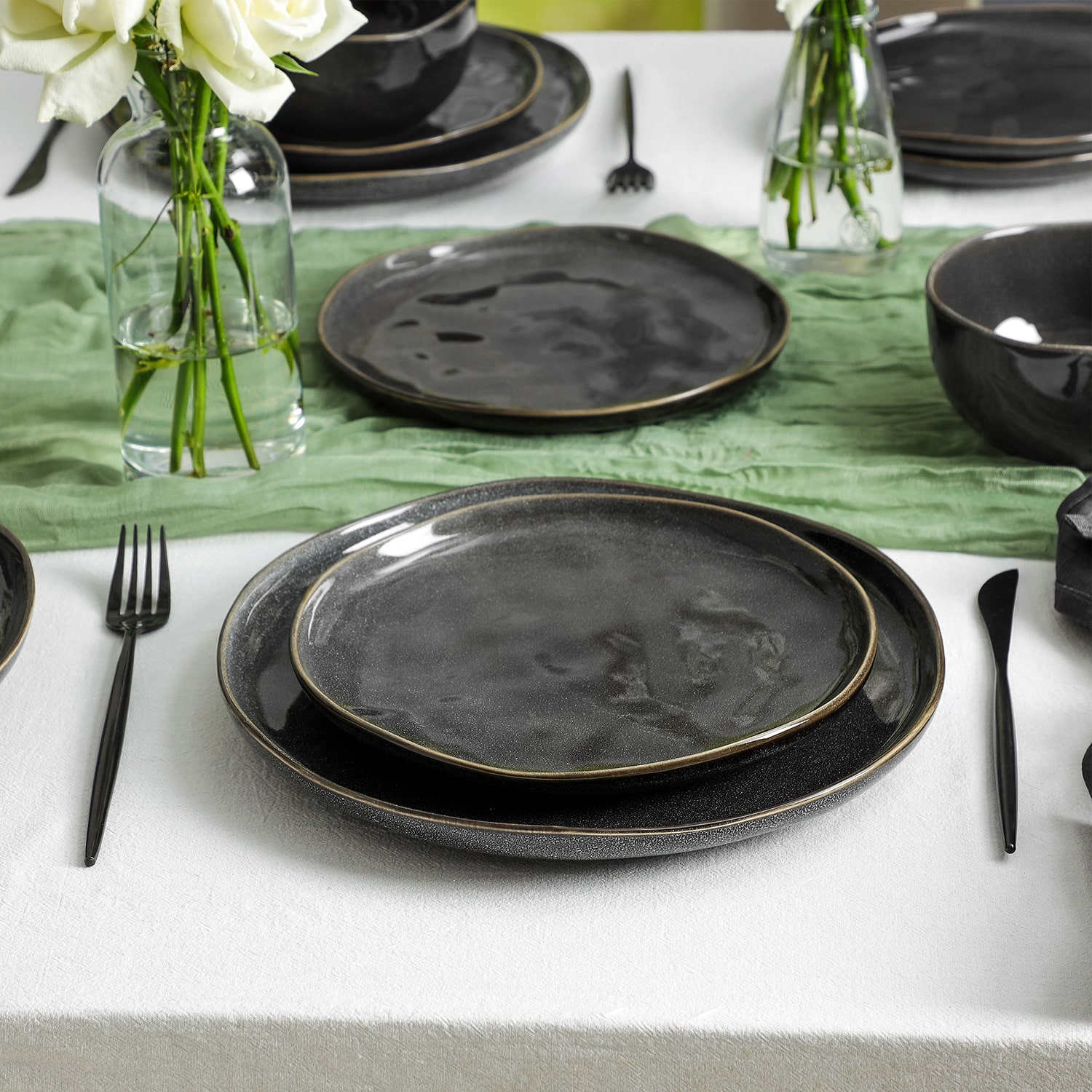 Stone + Lain Mirella 24-pc. Stoneware Dinnerware Set