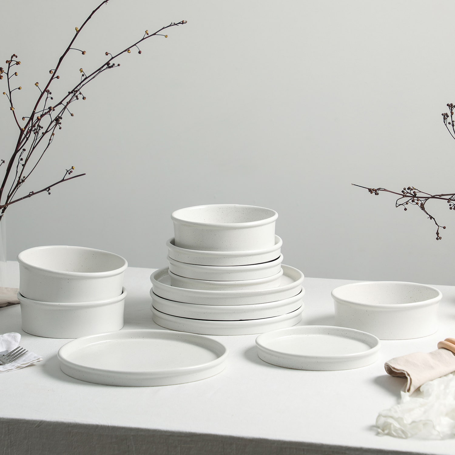 Stone + Lain Roscoe 24-pc. Stoneware Dinnerware Set