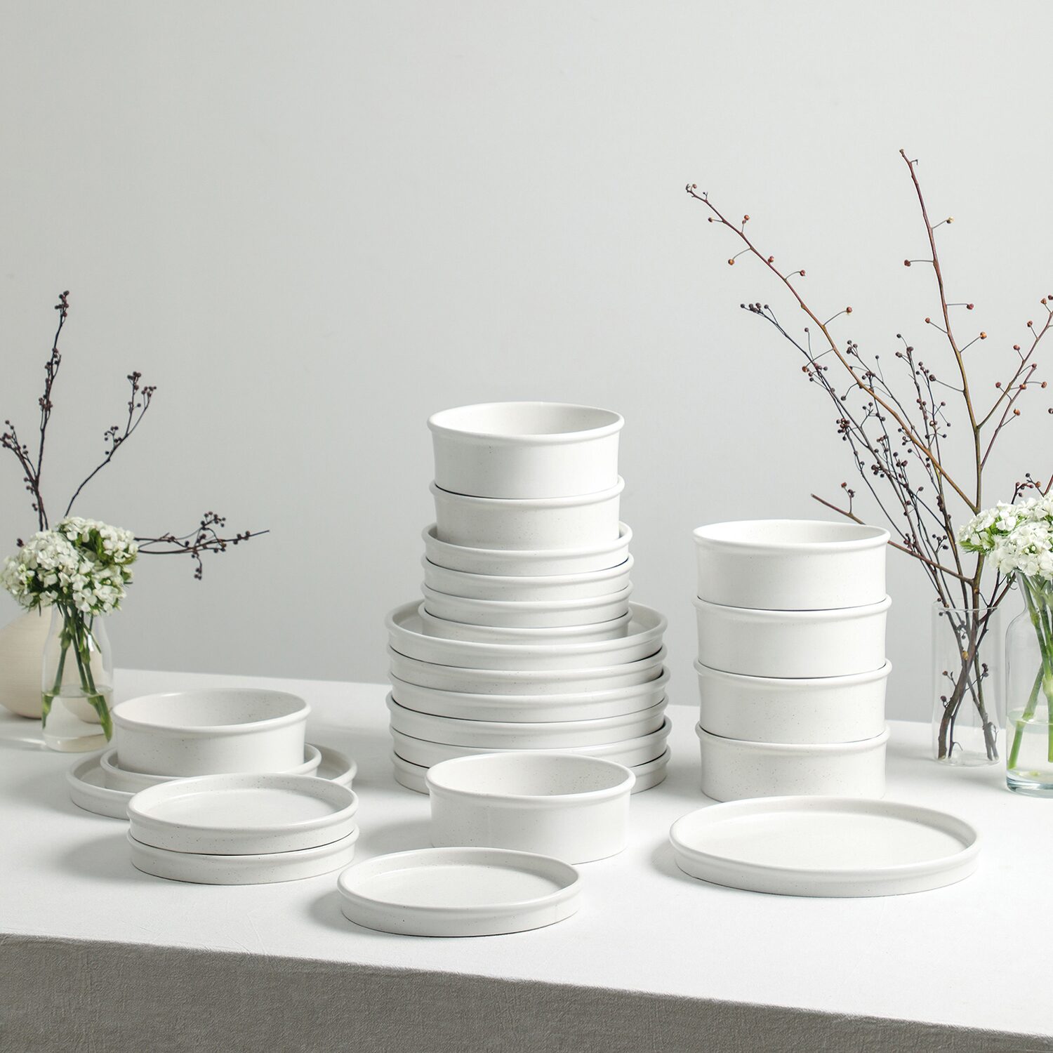 Stone + Lain Roscoe 24-pc. Stoneware Dinnerware Set