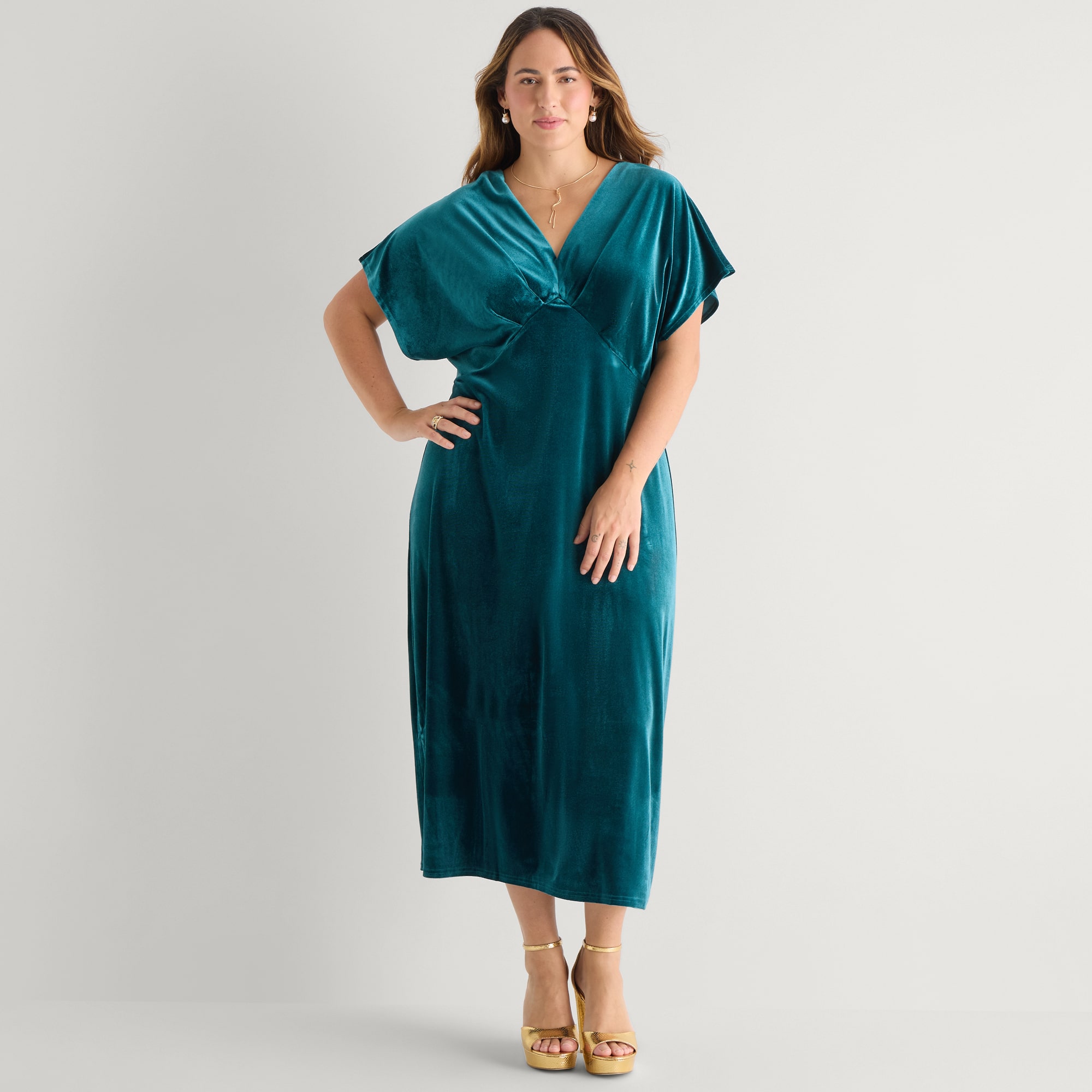 Be by CHETTA B Womens Plus Midi V Neck Short Sleeve Drop Shoulder ...