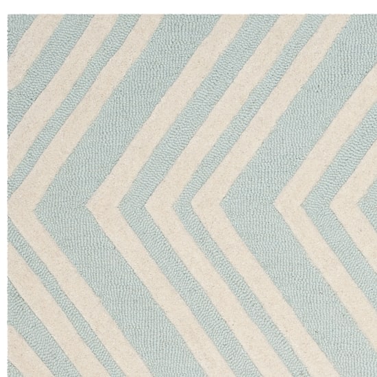 Safavieh Kids Collection Donal GeometricArea Rug