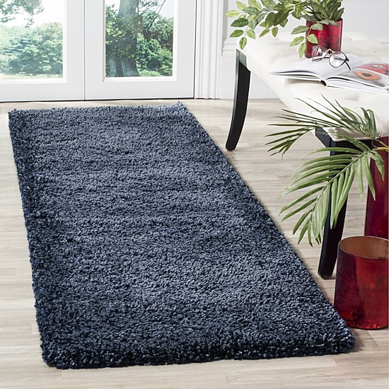 Safavieh Santa Monica Shag Collection Ainsley Solid Runner Rug