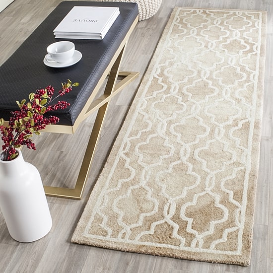 Safavieh Dip Dye Collection Jalen Geometric Runner Rug