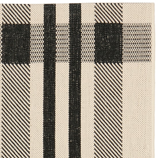 Safavieh Courtyard Collection Cori Plaid Indoor/Outdoor Runner Rug