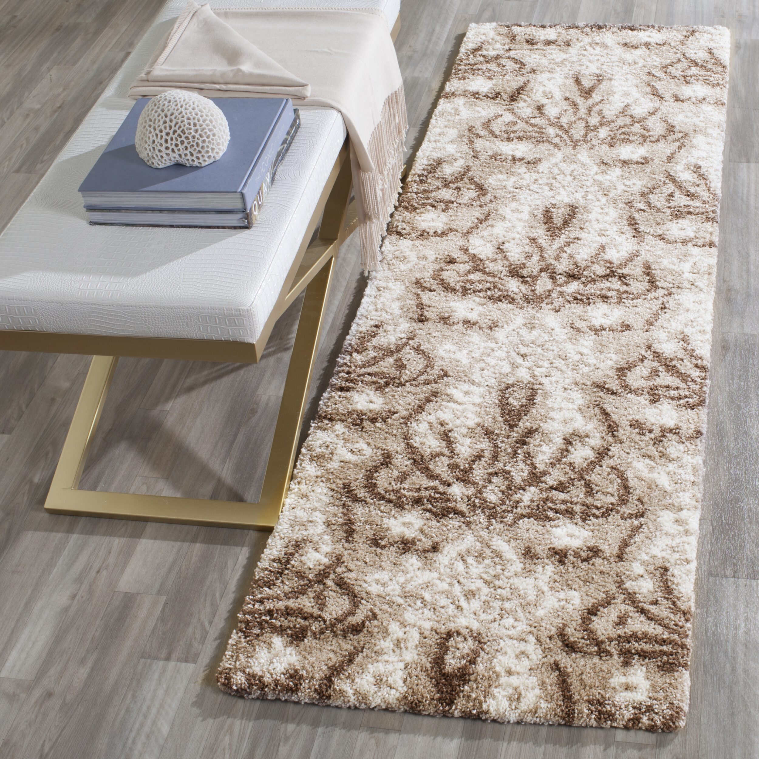 Safavieh Shag Collection Tristen Floral Runner Rug