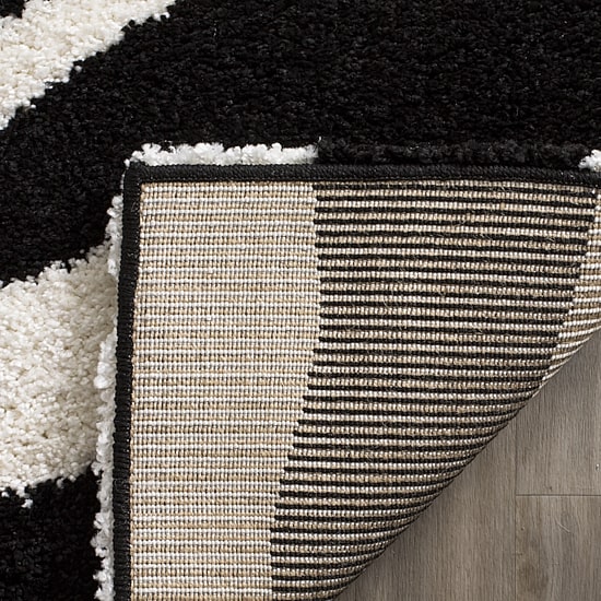 Safavieh Shag Collection Lennox Animal Square Area Rug