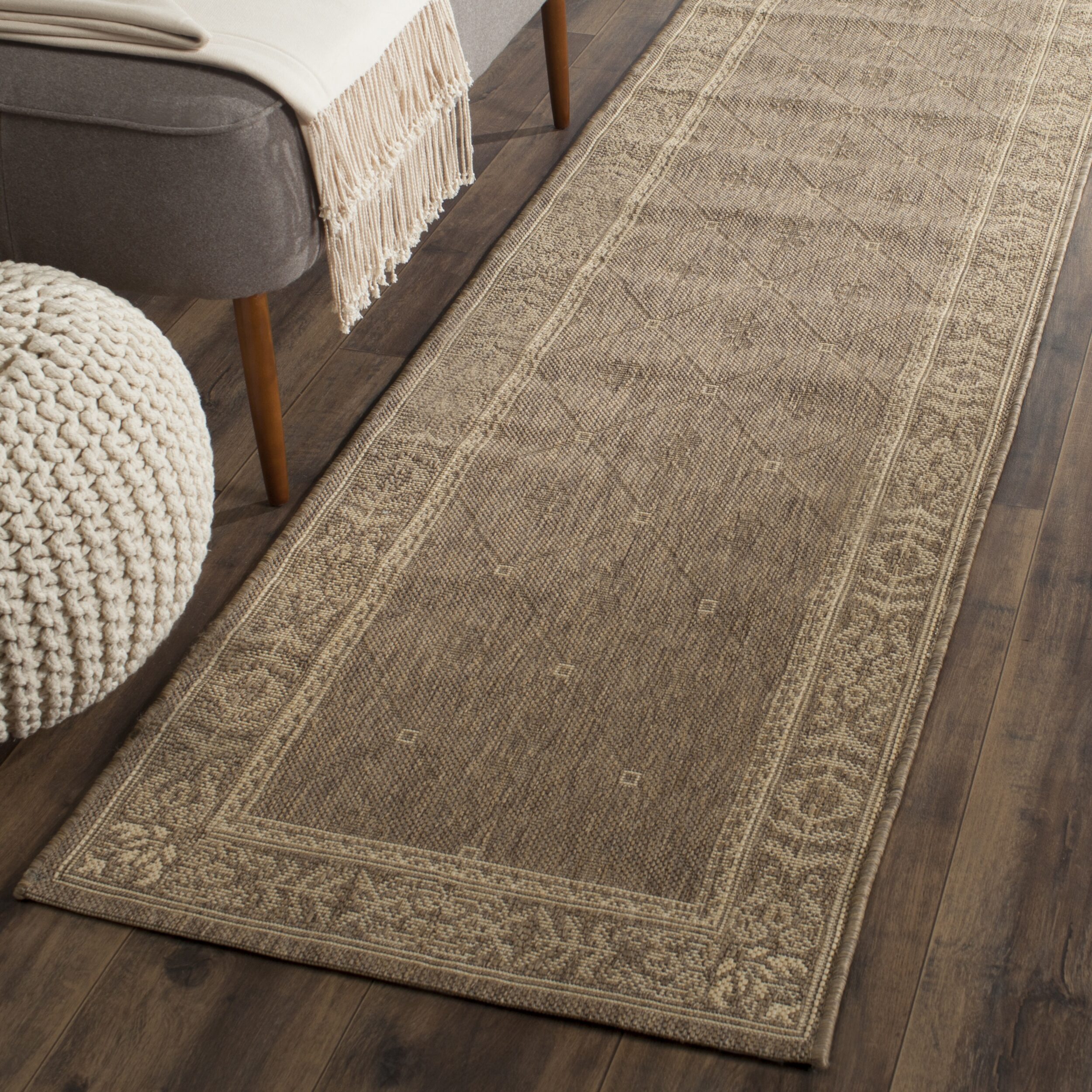Safavieh Courtyard Collection Oakley Oriental Indoor/Outdoor Runner Rug