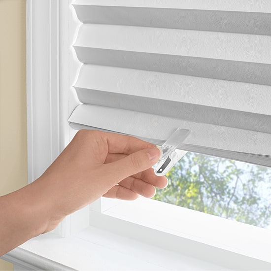 Achim 1/2/2003 Cordless Room Darkening Pleated Shade