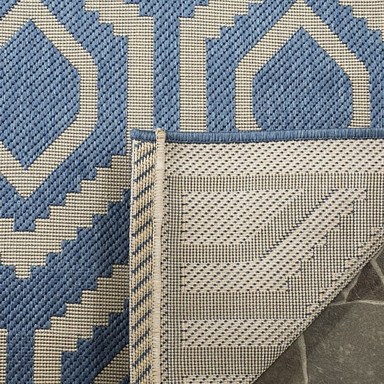 Safavieh Courtyard Collection Carmella Geometric Indoor/Outdoor Square Area Rug