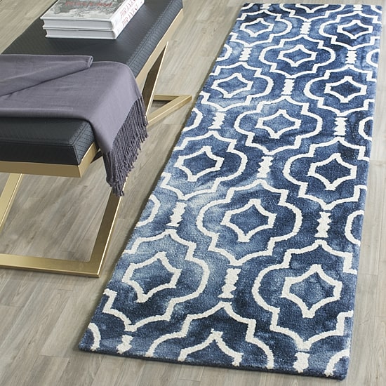 Safavieh Dip Dye Collection Devnet Geometric Runner Rug