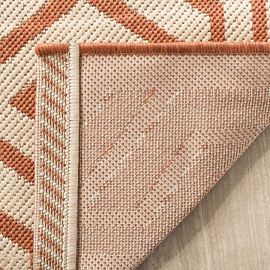 Safavieh Courtyard Collection Dorothy Geometric Indoor/Outdoor Runner Rug