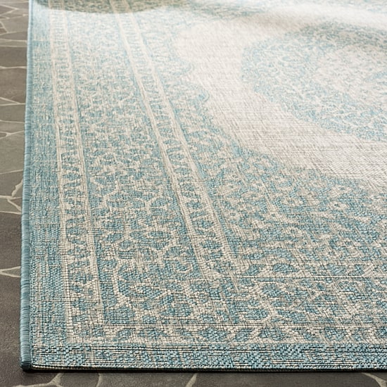 Safavieh Courtyard Collection Adria Oriental Indoor/Outdoor Area Rug