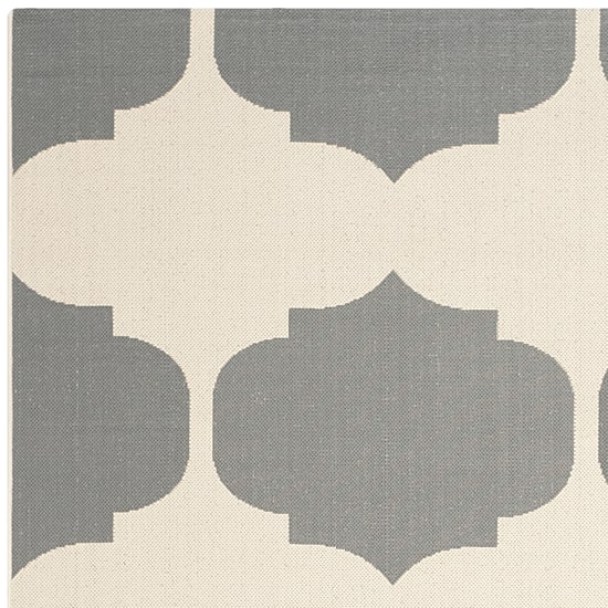 Safavieh Courtyard Collection Celina Geometric Indoor/Outdoor Area Rug