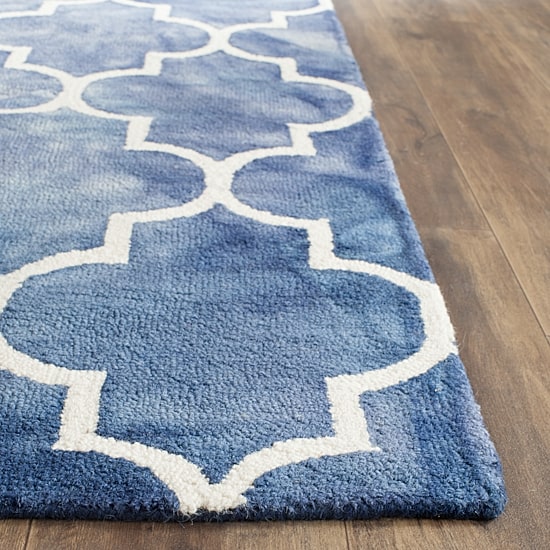 Safavieh Dip Dye Collection Sierra Geometric Area Rug