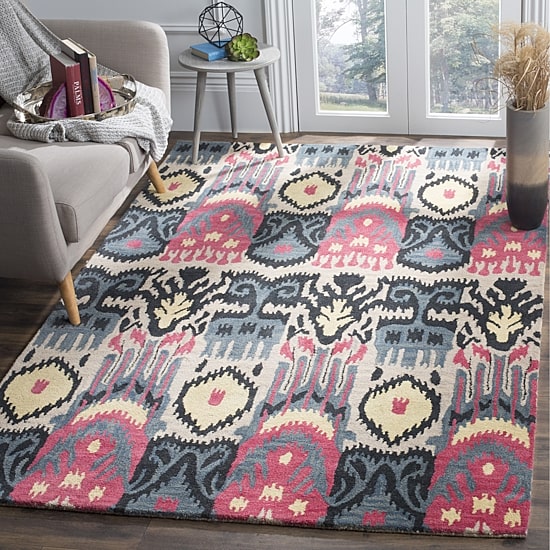 Safavieh Ikat Collection Eirann Geometric Area Rug