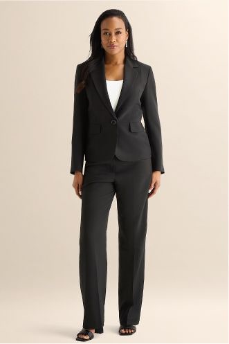 Le Suit